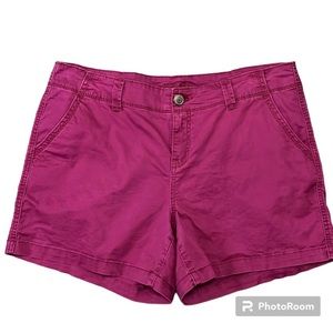 Maurices shorts Plum purple size 15/16 4 pocket Belt loops Zipper button closure